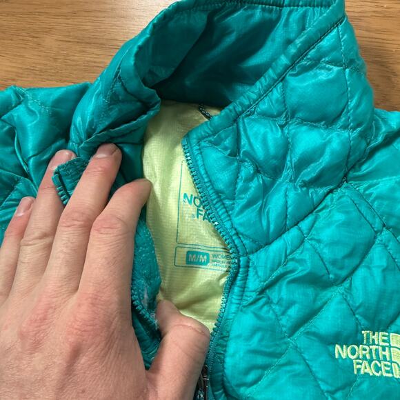 Women's The North Face Thermoball Teal Green Zip Light Puffer Jacket Sz Medium - Picture 8 of 9